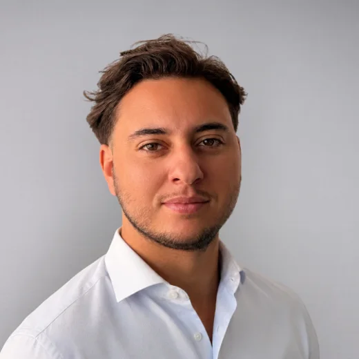 Léo Carrade